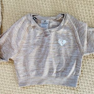 Women’s best, long sleeve crop top, size S